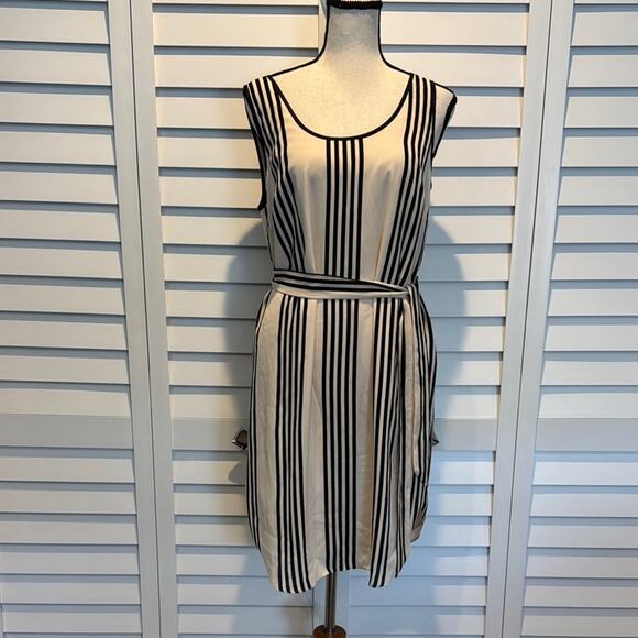 Ann Taylor NWOT Black & Cream lined Stripes Sleeveless Sheath Dress with belt. - Picture 1 of 7